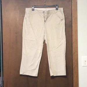 Cream capris (maureen)